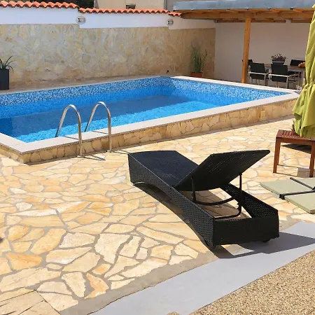 Villa Sanda With Private Pool Zadar