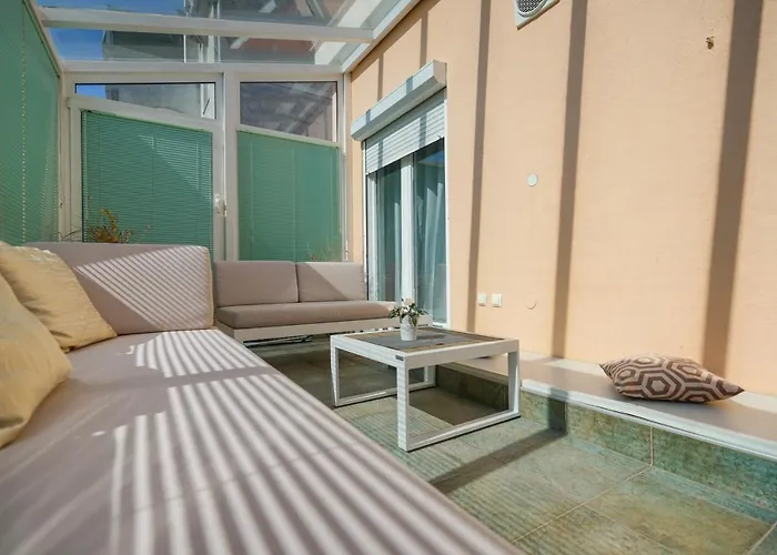 Sanda With Private Pool Zadar