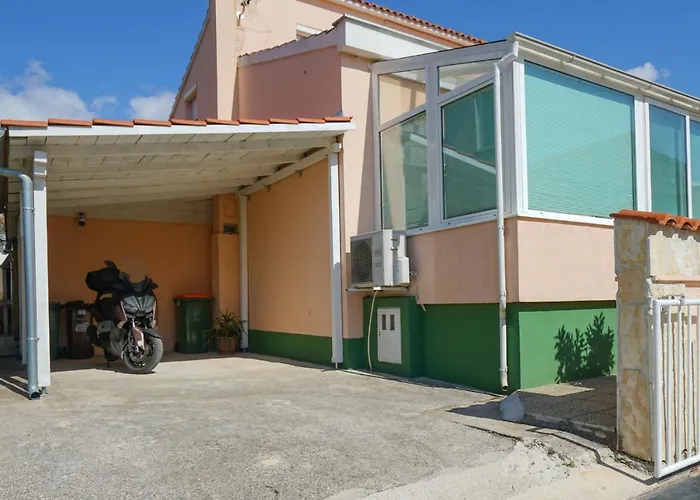Sanda With Private Pool * Zadar