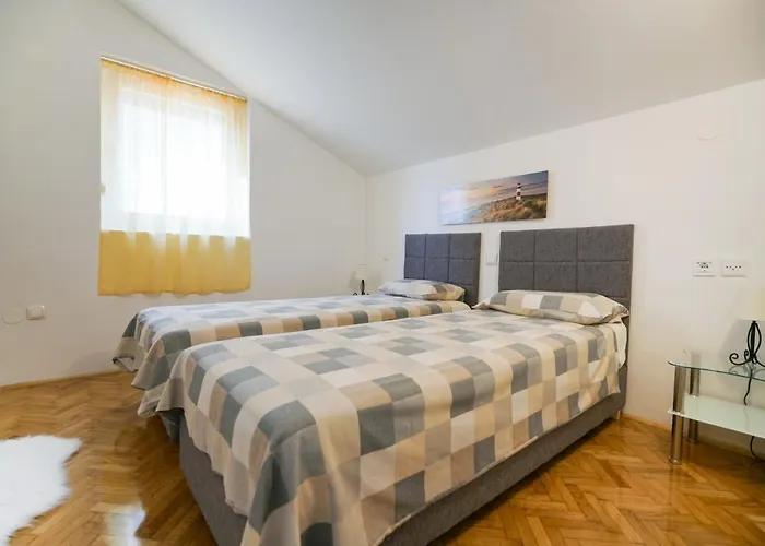 Sanda With Private Pool זאדאר