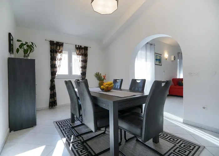 וילה Sanda With Private Pool *